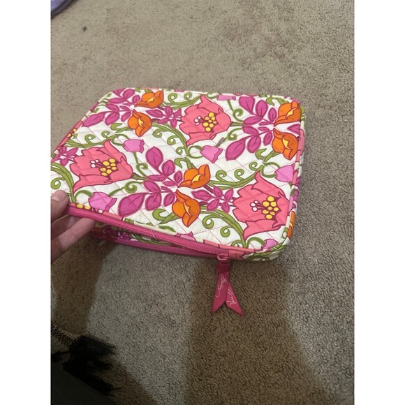 Vera Bradley tablet bag - Picture 3 of 4